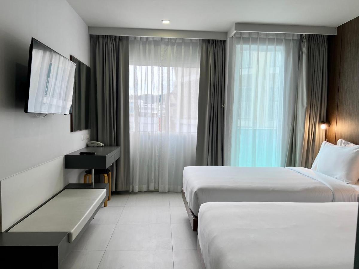 Hotel Centro One Patong Extérieur photo