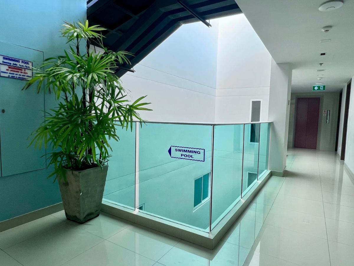 Hotel Centro One Patong Extérieur photo