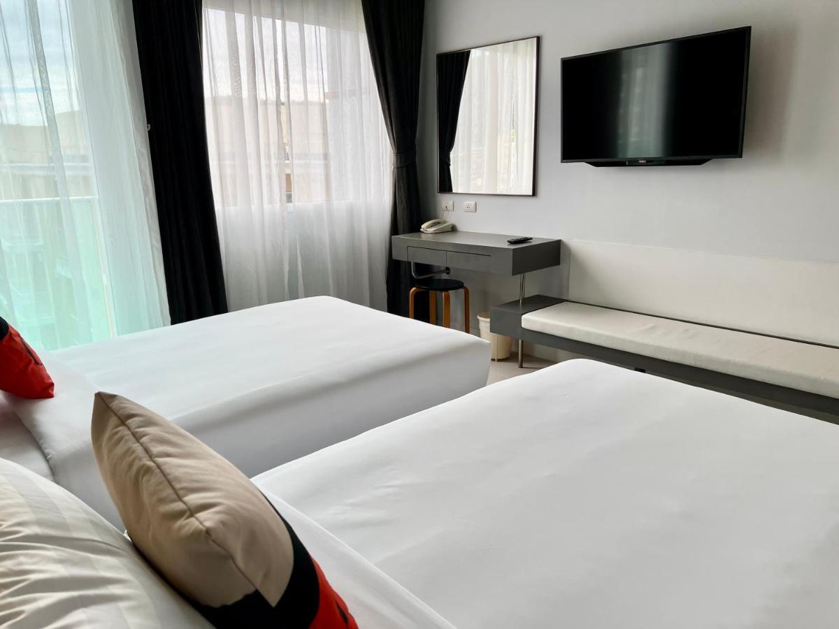 Hotel Centro One Patong Extérieur photo